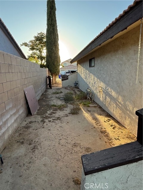 Building Photo - 26379 Corona Dr