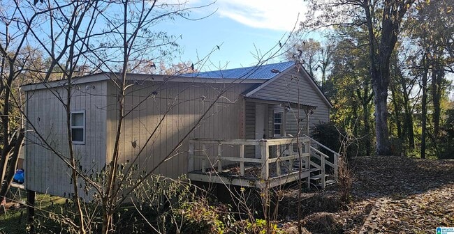 Building Photo - 528 Blue Bell Rd