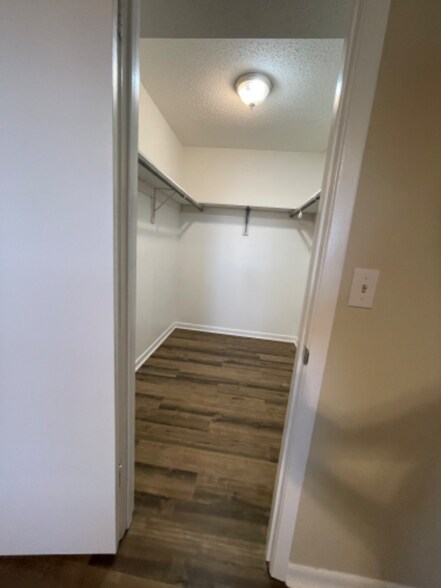 Building Photo - 85 7th St