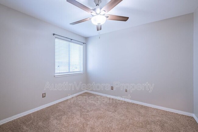 Building Photo - 645 Fort Thomas Pl