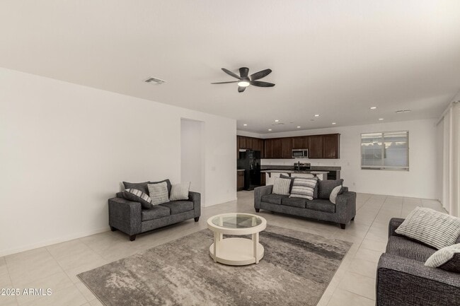 Building Photo - 17995 W Hilton Ave