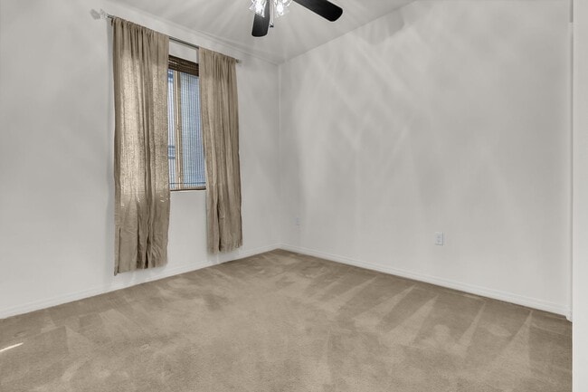 Building Photo - 1520 W 1st St