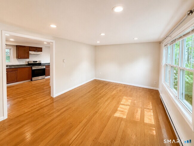 Building Photo - 56 Doman Dr