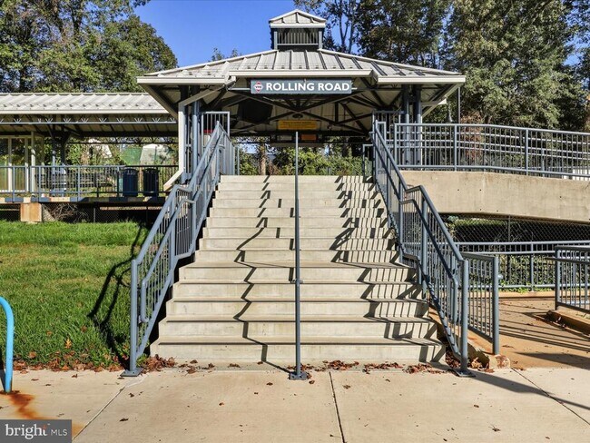 Building Photo - 6055 Meyers Landing Ct