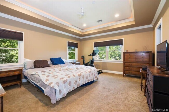 Building Photo - 107 Puritan Dr