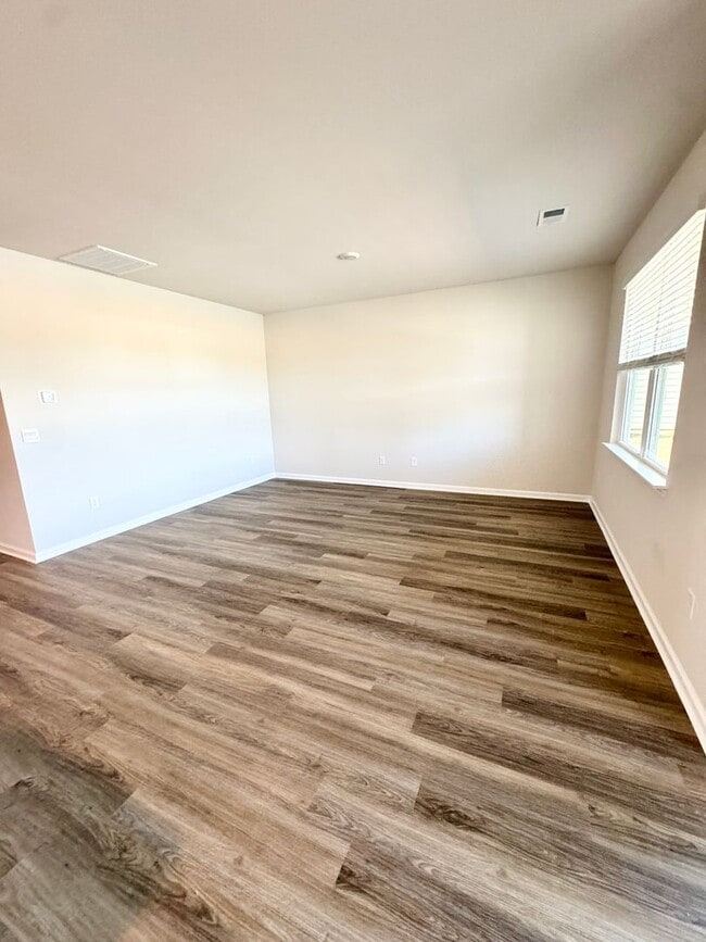 Building Photo - Brand New! Central Conway Location in Kingston Bay! Beautiful Pond View!