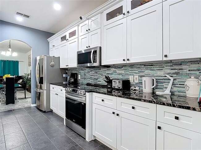 Building Photo - 4608 Cumbrian Lakes Dr