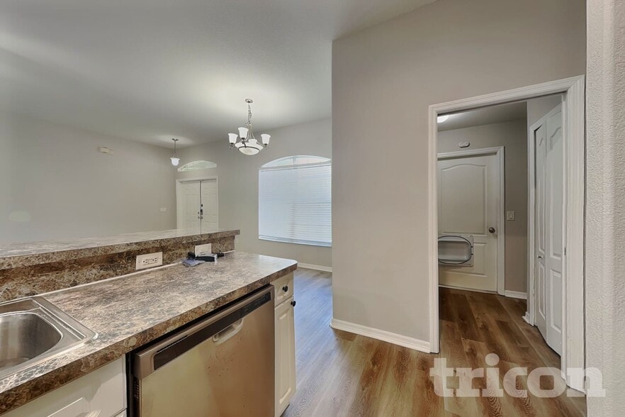Building Photo - 4251 Galvin Ln