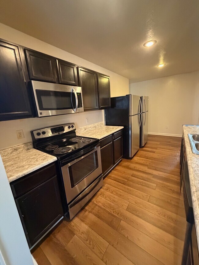 Building Photo - 1203 Euclid Ave