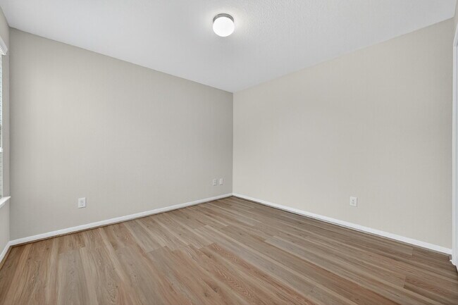 Building Photo - "3-Bed with 2 Full Baths in Katy – Spaciou...
