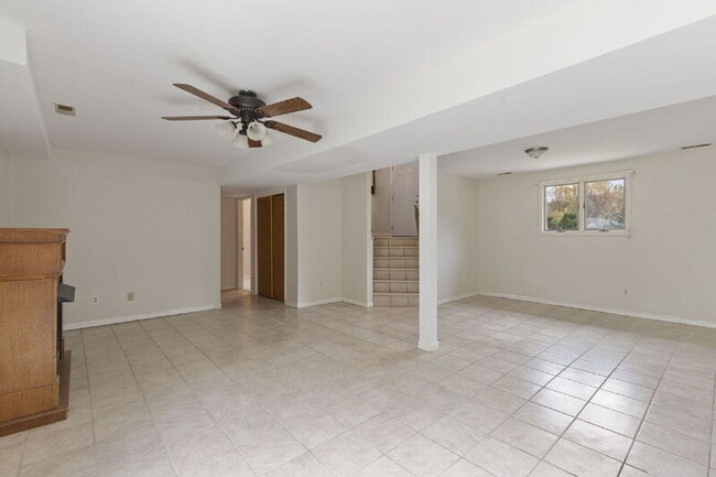 Building Photo - 4 Dewberry Way