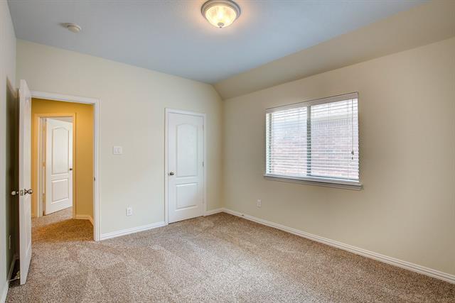 Building Photo - 4321 Peregrine Way
