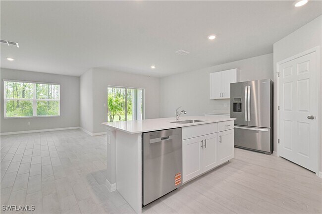 Building Photo - 3635 Rollingwater Wy