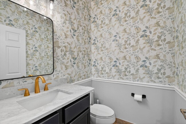 Building Photo - 10457 Wellington Parc Dr