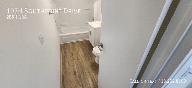 Building Photo - 107 Southpoint Dr