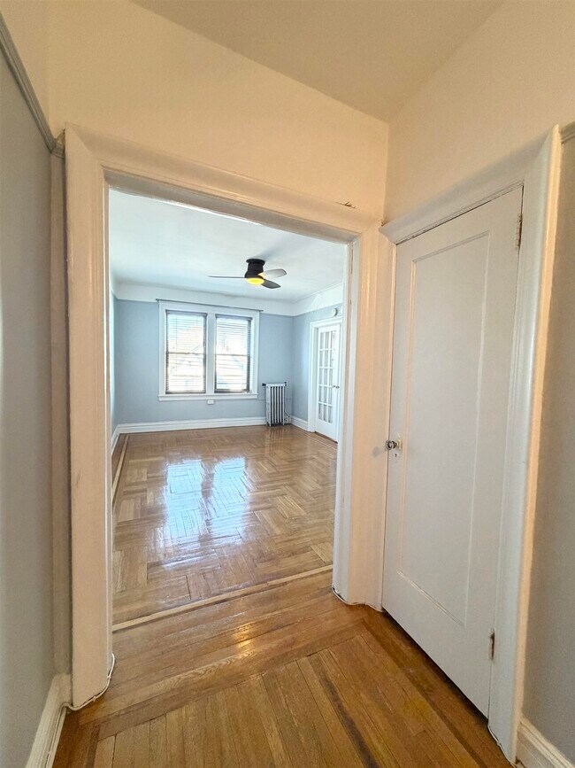 Building Photo - 3718 Park Ave