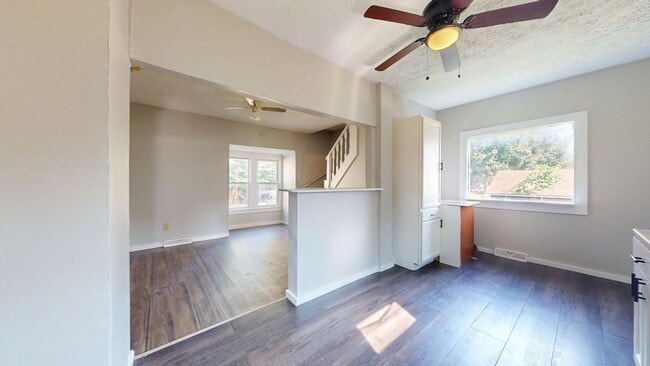 Building Photo - Denison/W.73rd neighborhood - updated 3 be...