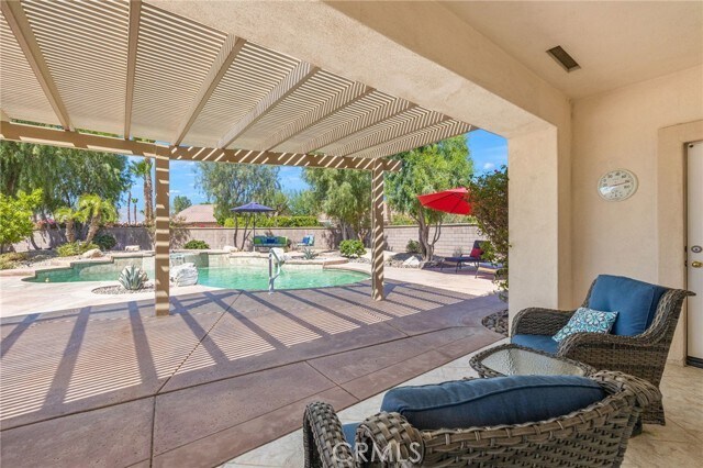 Building Photo - 39371 Blossom Cir