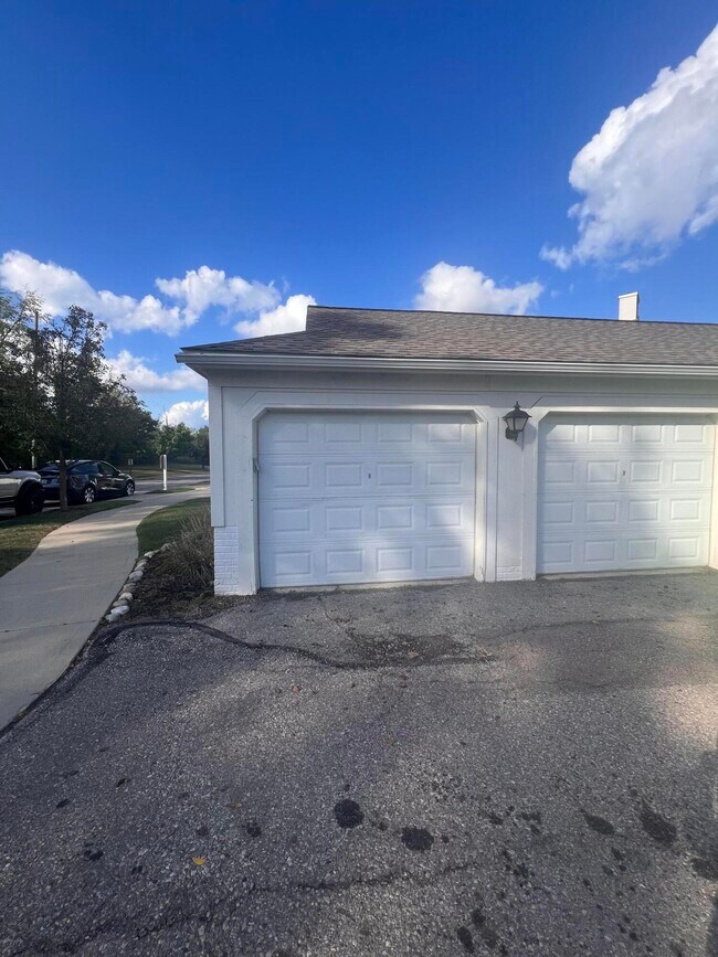Building Photo - 1125 Joyce Ln