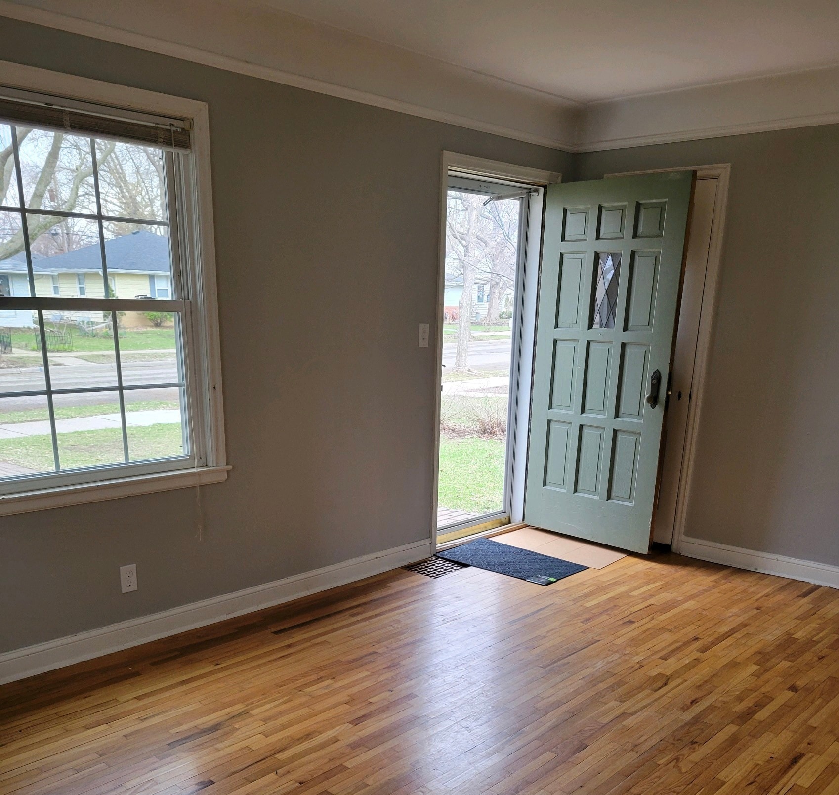 Living Room - 5525 Vincent Ave S