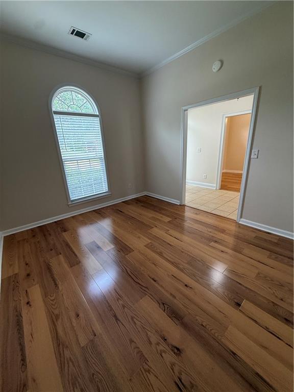 Building Photo - 1244 Saxony Dr SE