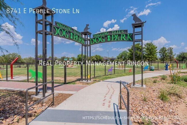 Building Photo - 8741 E Pebble Stone Ln