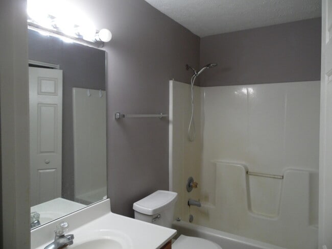 Building Photo - 3953 Rapid Run Dr