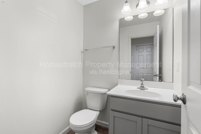 Building Photo - 3120 Pirogue Wy