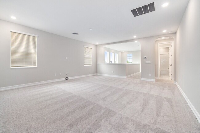 Building Photo - Estancia gated community 4-Bed Oasis with ...