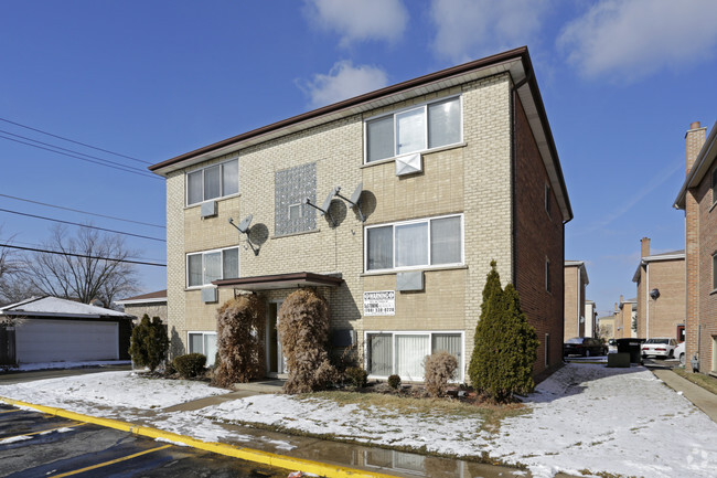 Building Photo - 9244 Sally Ln