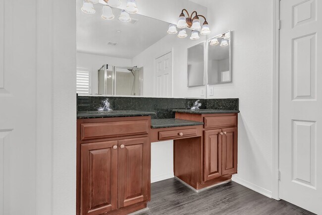 Building Photo - 15696 Pecan Ln