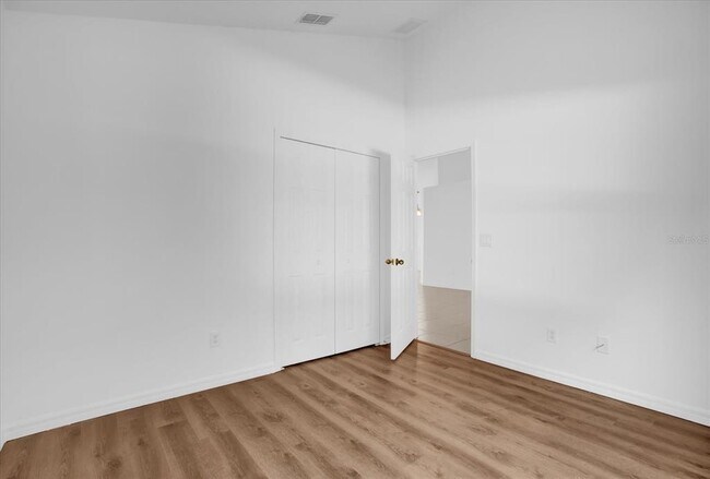 Building Photo - 913 Emerald Green Ct