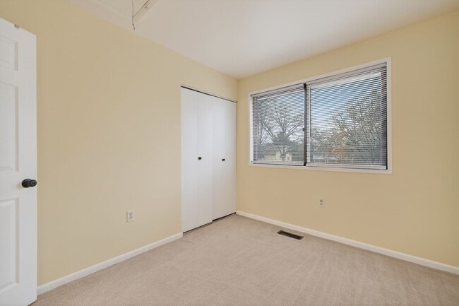 Building Photo - 13045 Thyme Ct