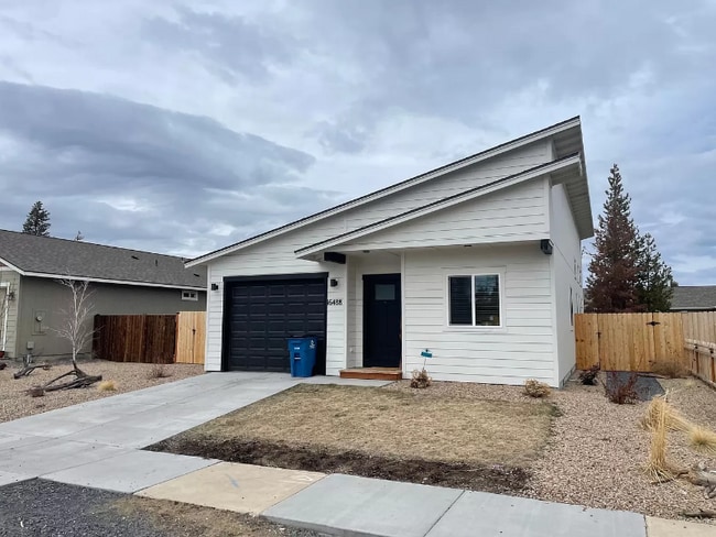 Building Photo - 16488 Bassett Rd