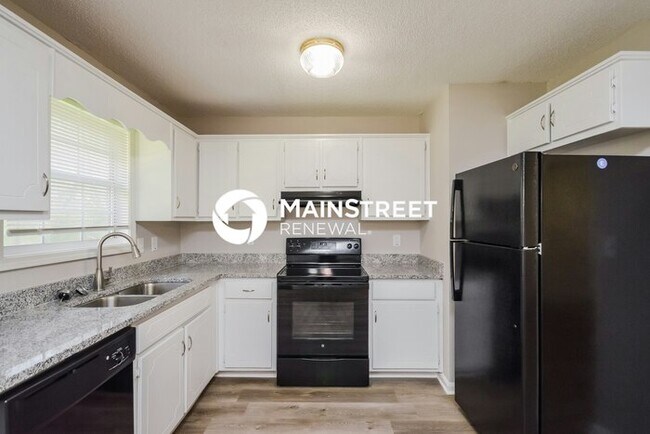 Building Photo - 3 Bedroom Pet-Friendly Home in Covington, ...