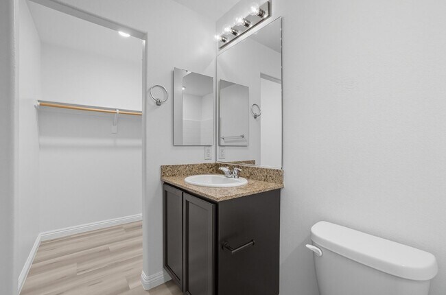 Building Photo - *MOVE IN SPECIAL - $300 OFF FIRST MONTH'S ...