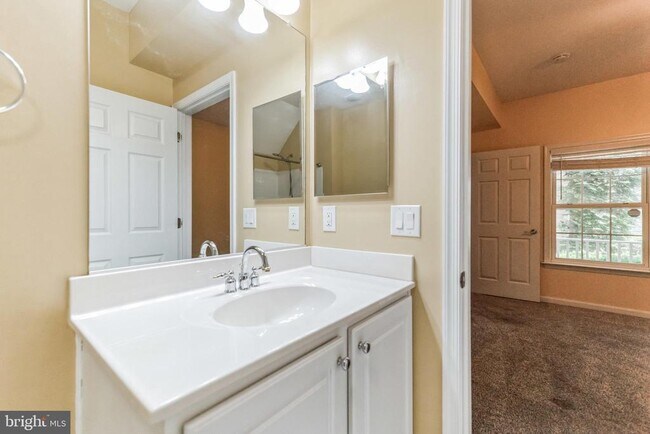 Building Photo - 11117 Wortham Crest Cir