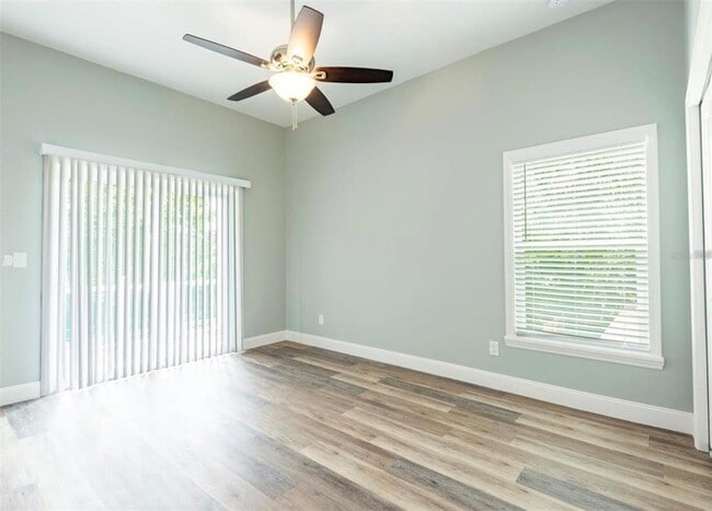 Building Photo - 1918 N Betty Ln