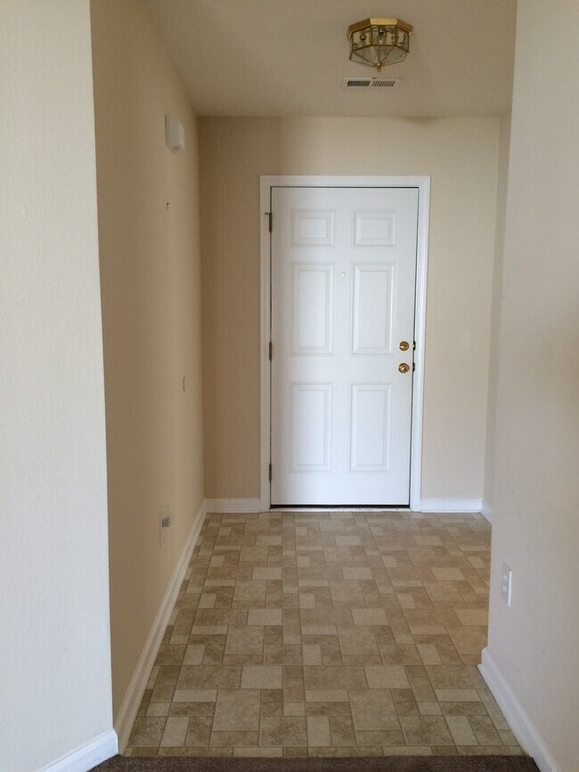Building Photo - Single Family Home for Rent in Avalon
