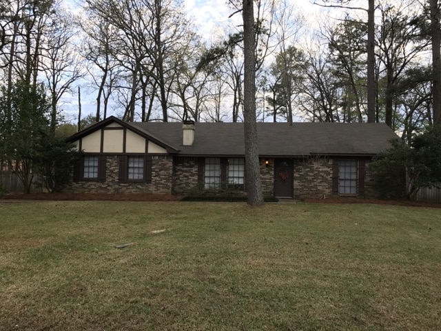 Building Photo - 412 Shenandoah Rd N