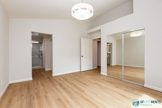 Building Photo - Pacifica: Newly Renovated Single Family Ho...