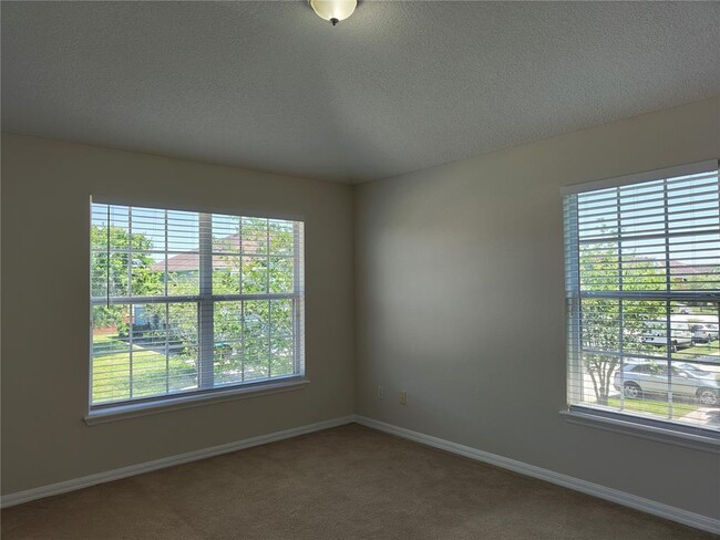 Building Photo - 10844 Derringer Dr