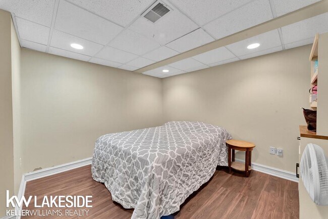 Building Photo - 51460 Blue Spruce Dr