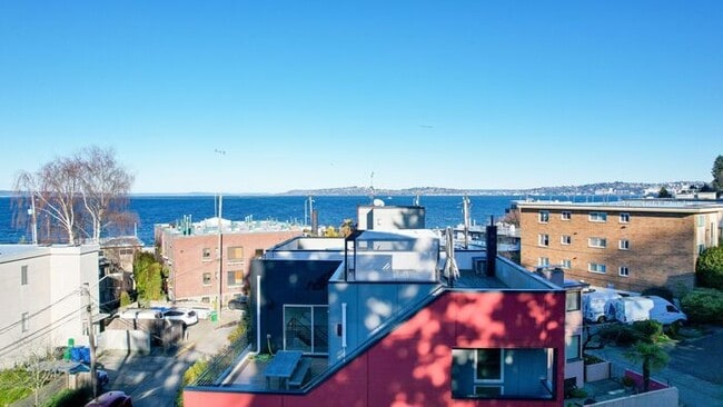 Building Photo - Stunning Air Conditioned Alki Condo Overlooking Majestic Puget Sound!