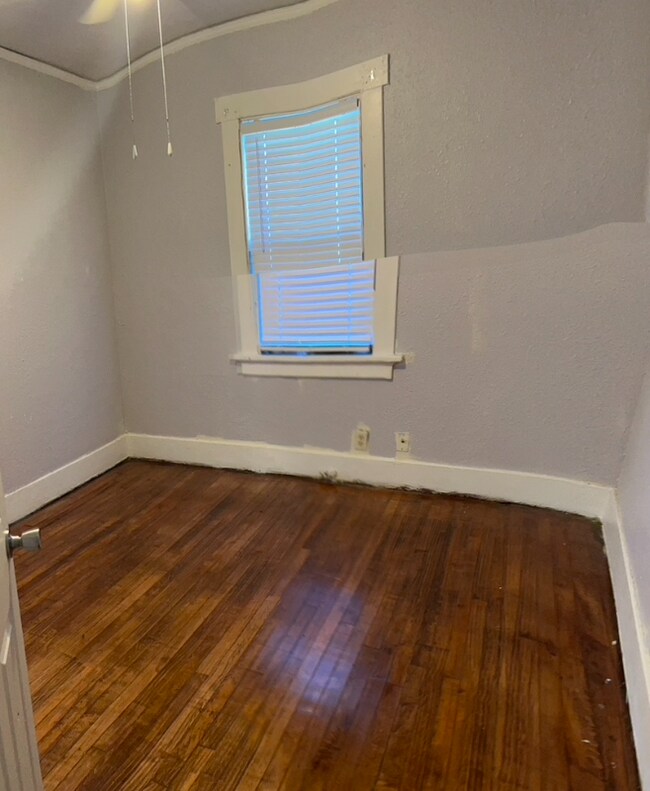 Building Photo - 3138 N 16th St