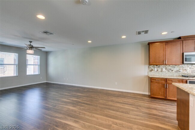Building Photo - 4650 Ranch House Rd