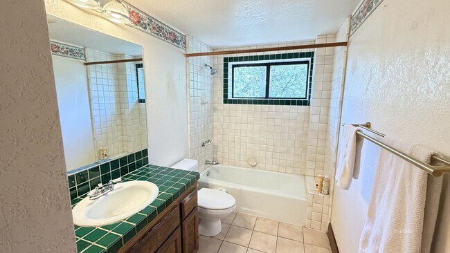 Building Photo - Large 3 Bedroom, 3 Bath Rental with Garage and Bonus Room