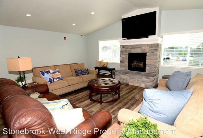 Building Photo - 6 br, 3 bath House - 765 South 340 East
