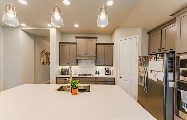 Building Photo - 20430 Avelignese Wy