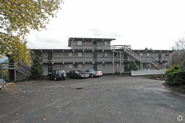 Building Photo - West Cliff Apartments